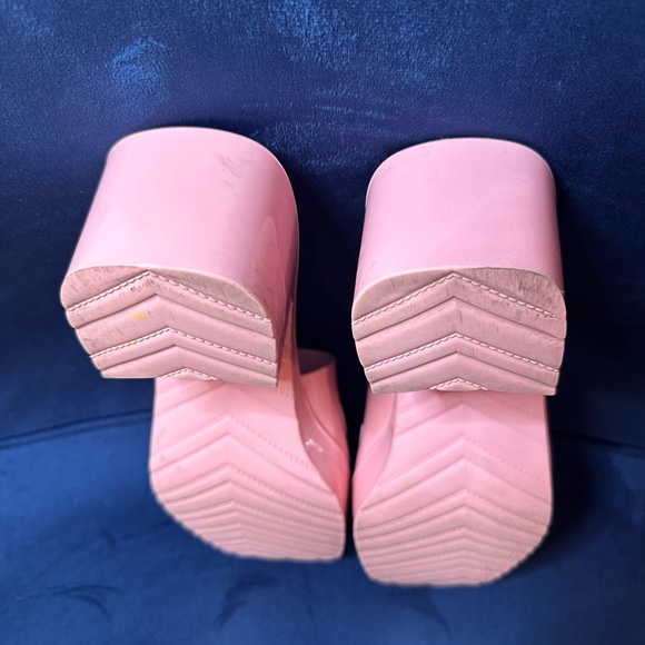 Gucci pink rubber slides size 8.5 - Picture 9 of 10